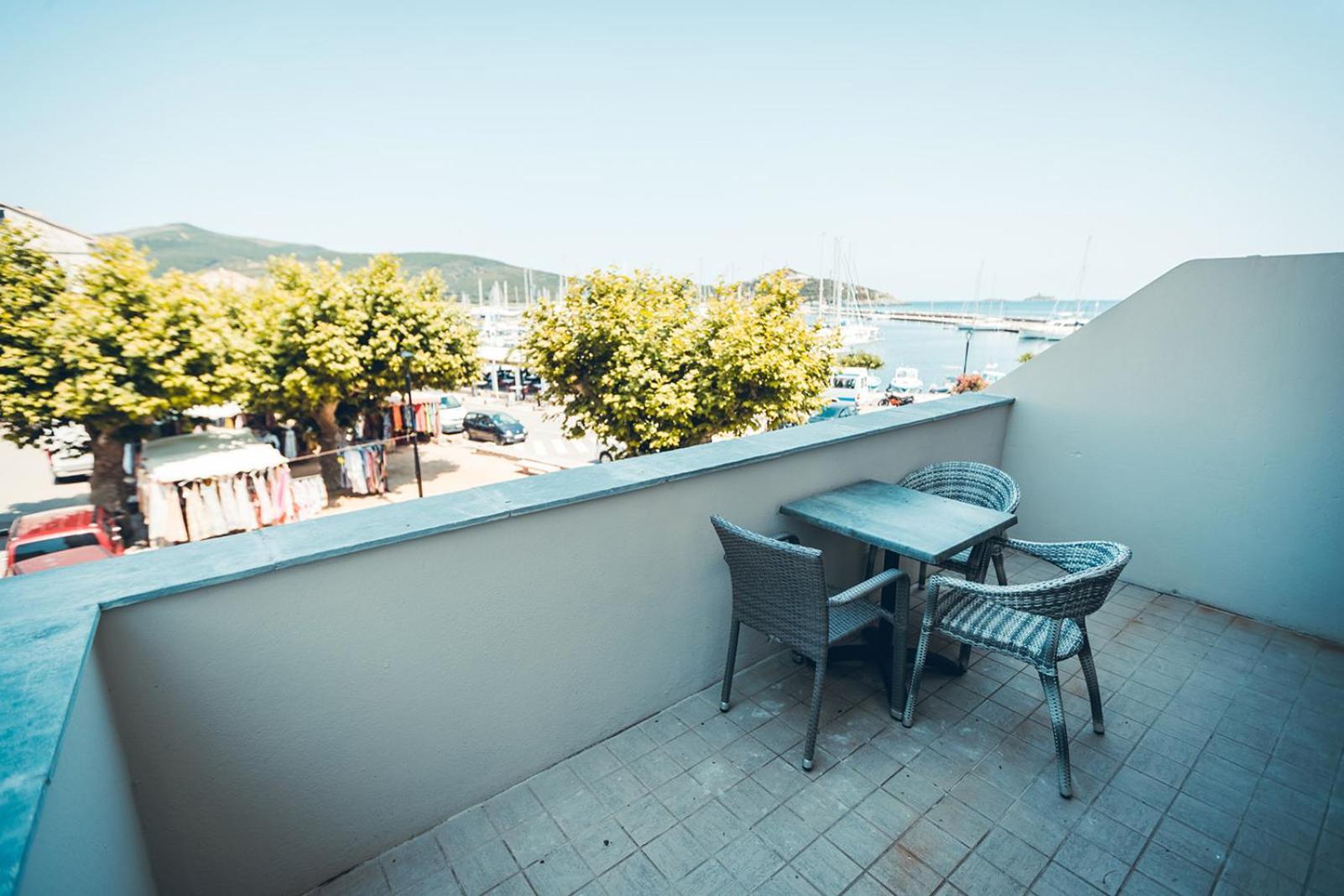Marina D'Oro Hotel มาชินาจิโอ ภายนอก รูปภาพ