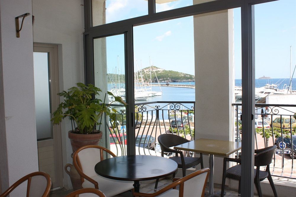 Marina D'Oro Hotel มาชินาจิโอ ภายนอก รูปภาพ